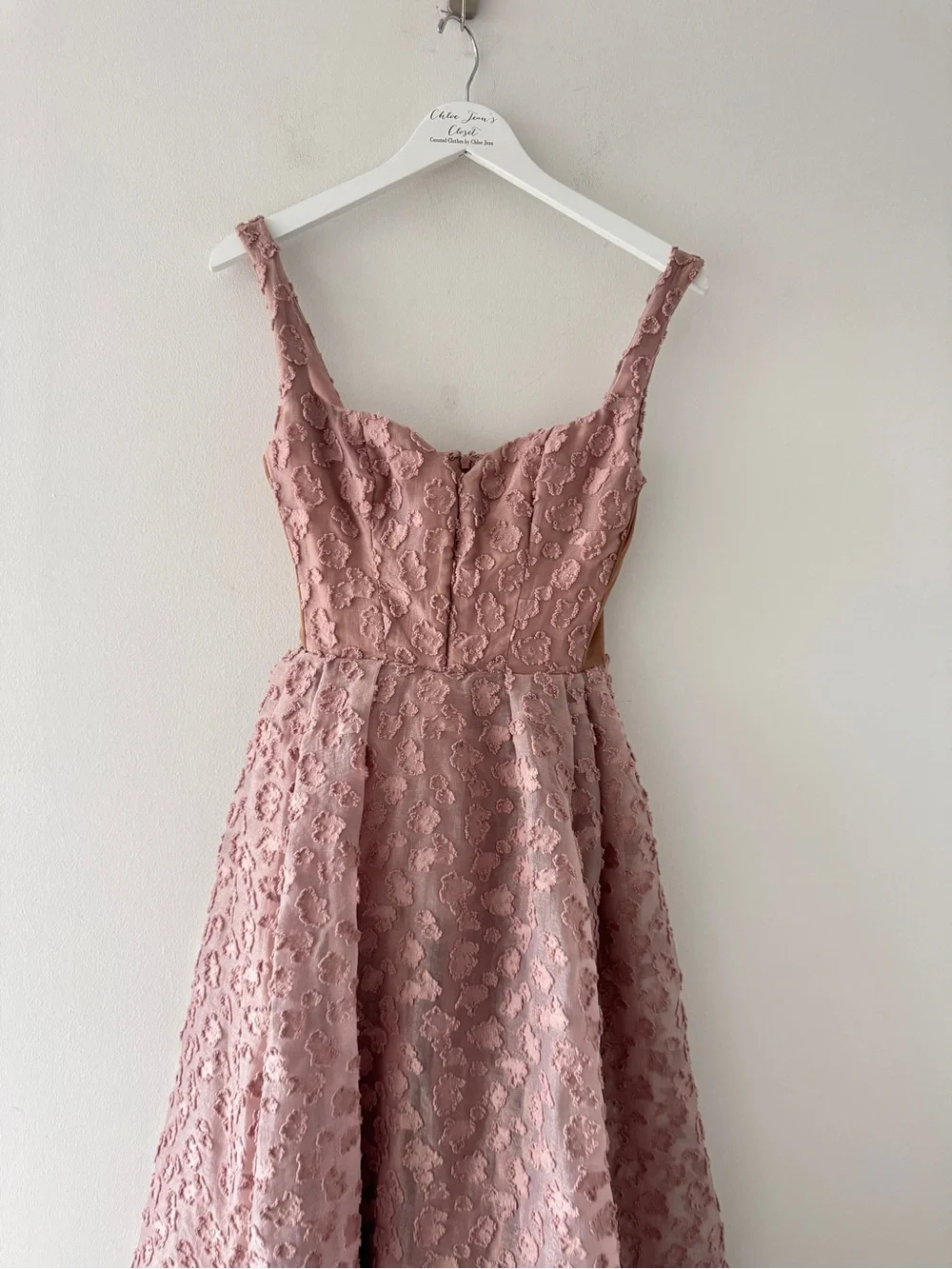 HOUSE OF CB Lovely Rose Midi Dress - Picture 5 of 7